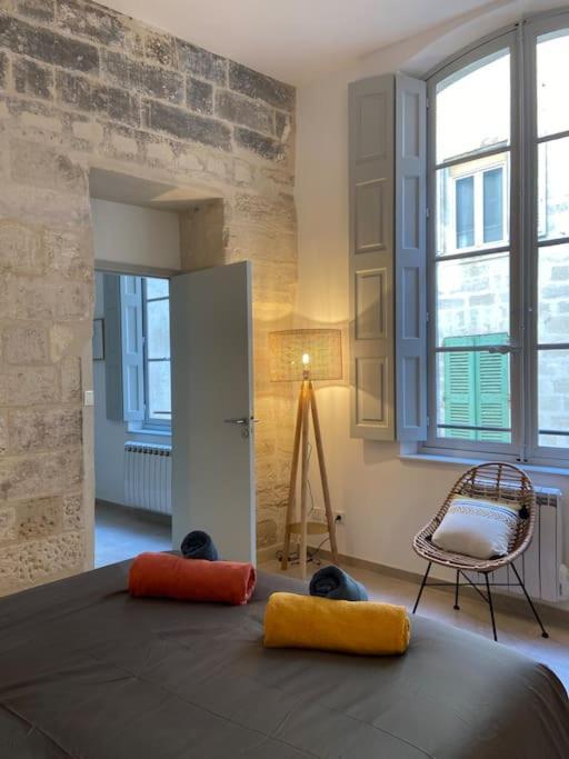 Appartement Avec Ventilateurs Proche Du Palais Des Papes Авиньон Экстерьер фото